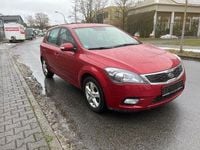 Gebraucht Kia Ceed Spirit 125 PS (91 kW) 2012 Kleinwagen