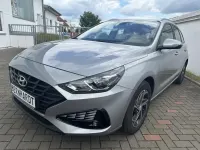 Gebraucht Hyundai i30 110 PS (80 kW) 2022 Silber (metallic) Kombi
