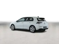 Second-hand VW Golf VIII GTE 200 CP (147 kW) 2024 Negru Berlinǎ