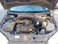 Usata Opel Corsa 75 CV (55 kW) 2004 Utilitaria
