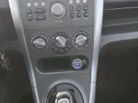 Gebraucht Opel Agila 90 PS (66 kW) 2014 Silber Kleinwagen