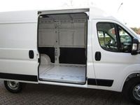 Neu Opel Movano 140 PS (102 kW) 2025 Weiß Van