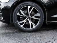 Gebraucht Volvo V60 Plus 197 PS (144 kW) 2025 Schwarz Kombi