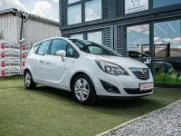 Gebraucht Opel Meriva Innovation 101 PS (74 kW) 2011 Weiß Van / Kleinbus