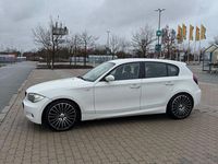 Gebraucht BMW 116 M Sport 122 PS (89 kW) 2007 Weiß Kleinwagen