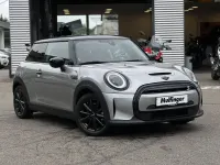 Usata Mini Cooper SE Classic 135 kW (184 CV) 2023 Argento Utilitaria