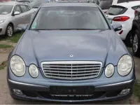 Gebraucht Mercedes E200 163 PS (119 kW) 2003 Tealitblau  metallic Limousine