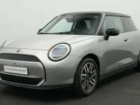 Używany Mini Cooper Classic 135 kW (184 KM) 2025 Szary Hatchback