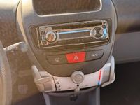 Gebraucht Peugeot 107 68 PS (50 kW) 2005 Gelb Kleinwagen