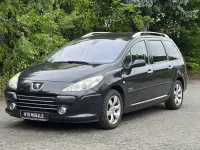 Gebraucht Peugeot 307 109 PS (80 kW) 2007 Obsidien mit schutzlack Kombi