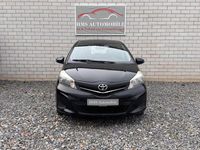 Gebraucht Toyota Yaris 69 PS (50 kW) 2012 Schwarz Kleinwagen