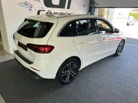 Gebraucht Mercedes B180 Progressive 136 PS (100 kW) 2023 Weiß Van / Kleinbus