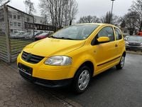 Gebraucht VW Fox Basis 54 PS (39 kW) 2008 Gelb Kleinwagen