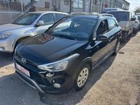Gebraucht Hyundai i20 Active 90 PS (66 kW) 2017 Schwarz Van / Kleinbus