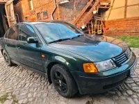 Usata VW Passat 125 CV (91 kW) 1997 Verde Berlina