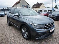 Gebraucht VW Tiguan Allspace Life 150 PS (110 kW) 2023 Platinum grey SUV