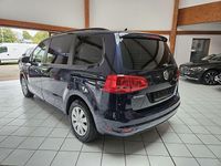Gebraucht VW Sharan Trendline 150 PS (110 kW) 2011 Blau Van / Kleinbus