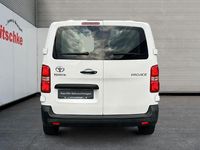 Gebraucht Toyota Proace 120 PS (88 kW) 2021 Schaumweiß Van / Kleinbus