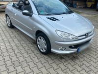 gebraucht Peugeot 206 CC Auto Cabrio TÜV neu