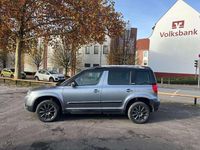 Gebraucht Skoda Yeti Adventure 140 PS (102 kW) 2013 Platingrau metallic SUV