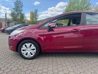 Usata Ford Fiesta 95 CV (69 kW) 2010 Rosso Utilitaria