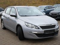 Gebraucht Peugeot 308 Active 120 PS (88 kW) 2017 Grau Limousine