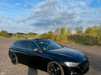 Usata BMW 320 184 CV (135 kW) 2014 Nero Station wagon
