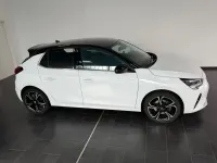 Gebraucht Opel Corsa Elegance 101 PS (74 kW) 2022 Jade weiss/arktis weiss Kleinwagen