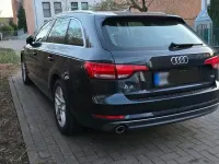 Używany Audi A4 Sport 150 KM (110 kW) 2018 Niebieski Kombi