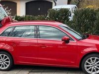 Gebraucht Audi A3 Sport 150 PS (110 kW) 2018 Rot Limousine