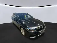 Gebraucht BMW 530 M Sport 286 PS (210 kW) 2023 Black sapphire metallic Kombi