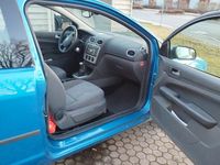 Gebraucht Ford Focus Trend 101 PS (74 kW) 2005 Blau Limousine