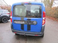 Gebraucht Opel Combo Edition 95 PS (69 kW) 2018 Himmelblau Van / Kleinbus