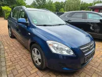 Gebraucht Kia Ceed 108 PS (79 kW) 2007 Blau Kleinwagen
