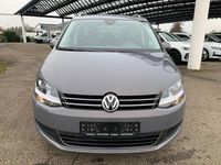 Gebraucht VW Sharan Comfortline 150 PS (110 kW) 2020 Grau Van / Kleinbus