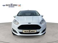 Gebraucht Ford Fiesta Celebration 80 PS (58 kW) 2016 Weiß Limousine