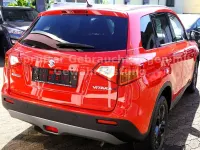 Gebraucht Suzuki Vitara 140 PS (102 kW) 2017 Rot SUV