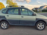 Gebraucht Renault Scénic Privilege 101 PS (74 kW) 2001 Grün Van / Kleinbus