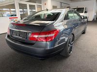 Gebraucht Mercedes E200 Avantgarde 184 PS (135 kW) 2011 Grau Coupé