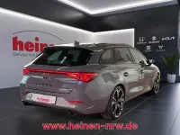 Usata Seat Leon 245 CV (180 kW) 2024 Grigio Berlina