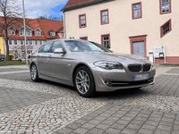 Gebraucht BMW 530 258 PS (189 kW) 2011 Silber Limousine