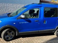 Gebraucht Dacia Dokker Stepway 131 PS (96 kW) 2019 Blau Van / Kleinbus