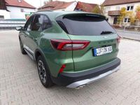 Gebraucht Ford Kuga Active 152 PS (111 kW) 2024 Bursting green SUV
