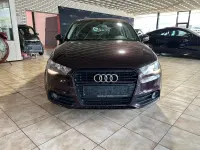 Gebraucht Audi A1 Attraction 90 PS (66 kW) 2013 Rot Kleinwagen
