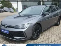 Gebraucht VW Passat R-line 272 PS (200 kW) 2024 Grau Kombi