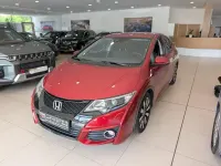 Gebraucht Honda Civic Elegance 141 PS (103 kW) 2015 Passion red p. Limousine