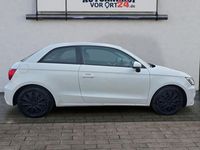 Gebraucht Audi A1 Comfort 90 PS (66 kW) 2015 Weiß Limousine