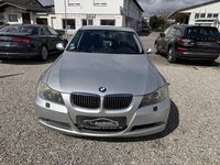 Gebraucht BMW 325 218 PS (160 kW) 2006 Titansilber metallic Limousine