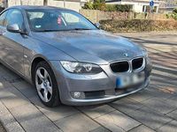 Gebraucht BMW 320 170 PS (125 kW) 2010 Grau Coupé