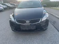 Używany Kia ProCeed 90 KM (66 kW) 2011 Czarny Hatchback